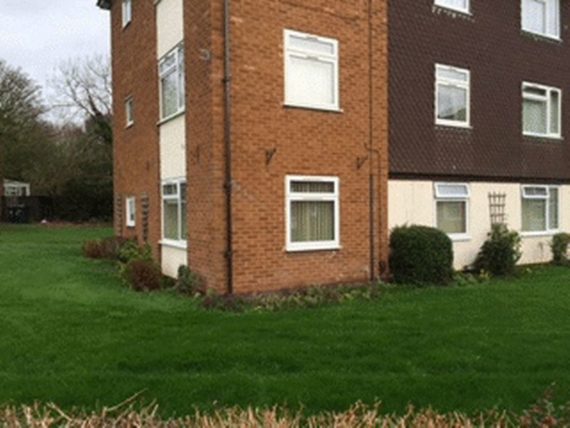 2 Bedroom Flat
